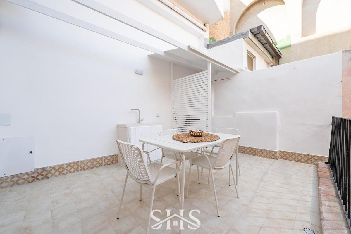 Apartment Domu Chiara Cagliari